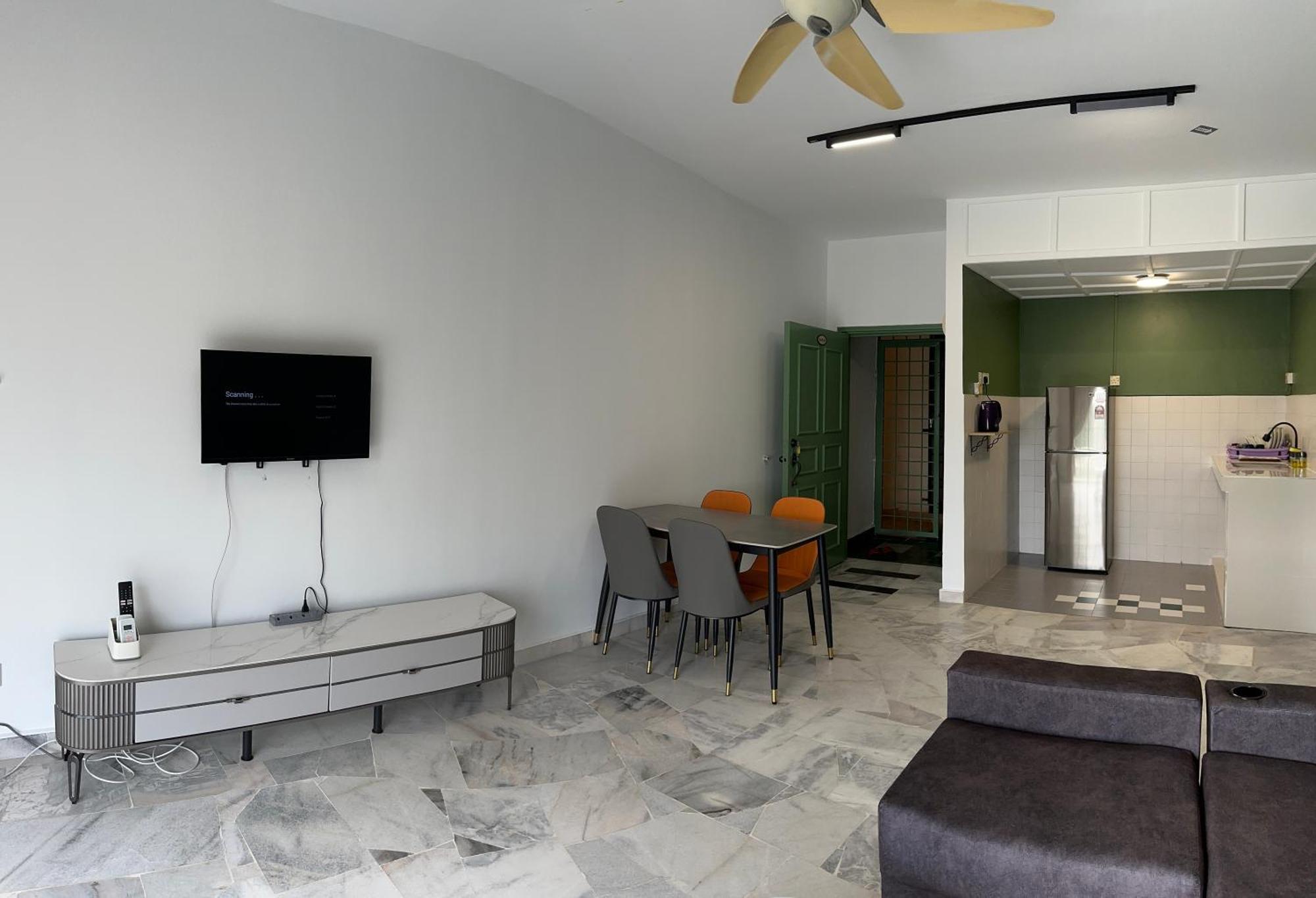 Deluxe Marina View Apartment