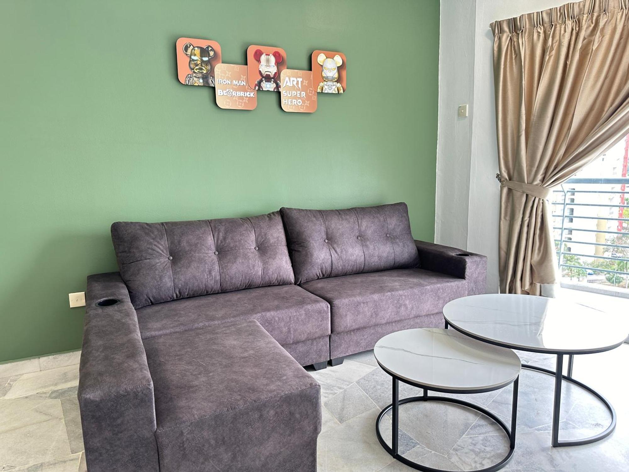 Deluxe Marina View Apartment *